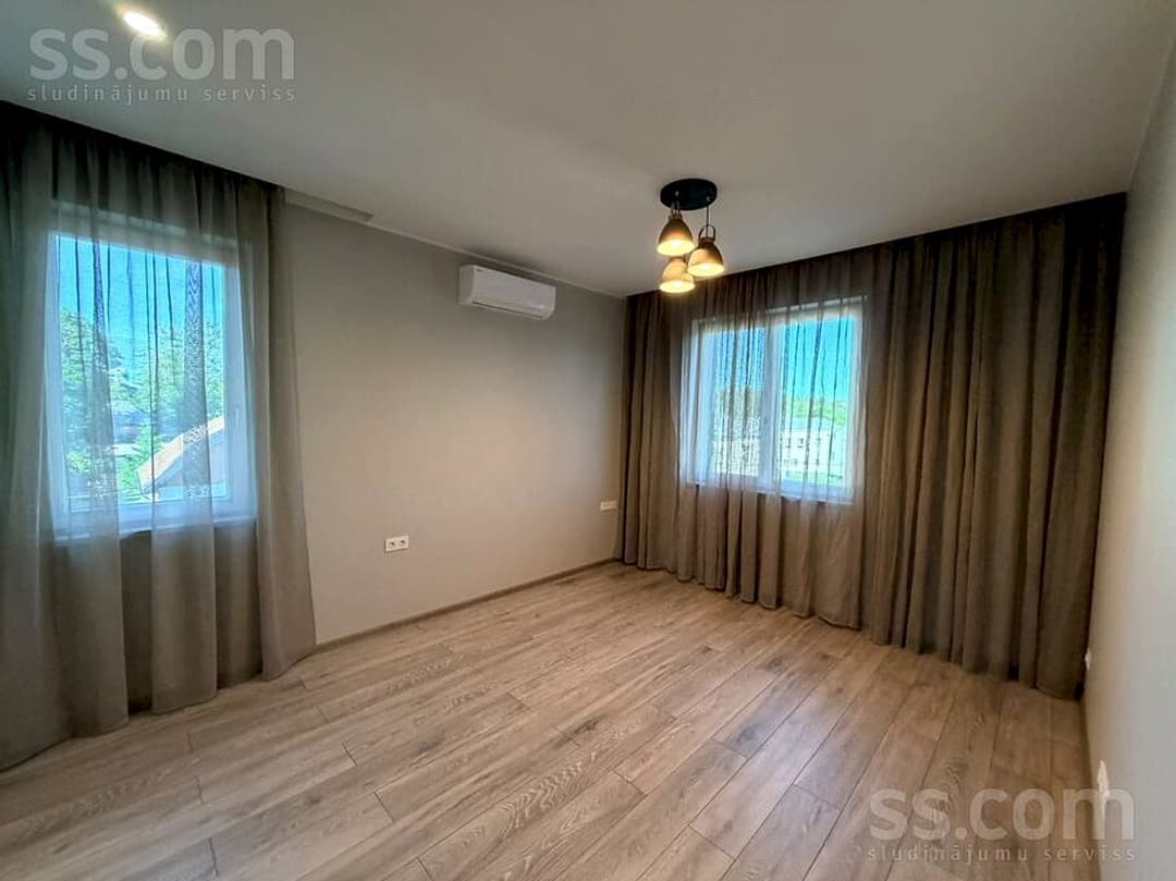 4 istabu dzīvoklis — Kuršu 27b — bilde 4