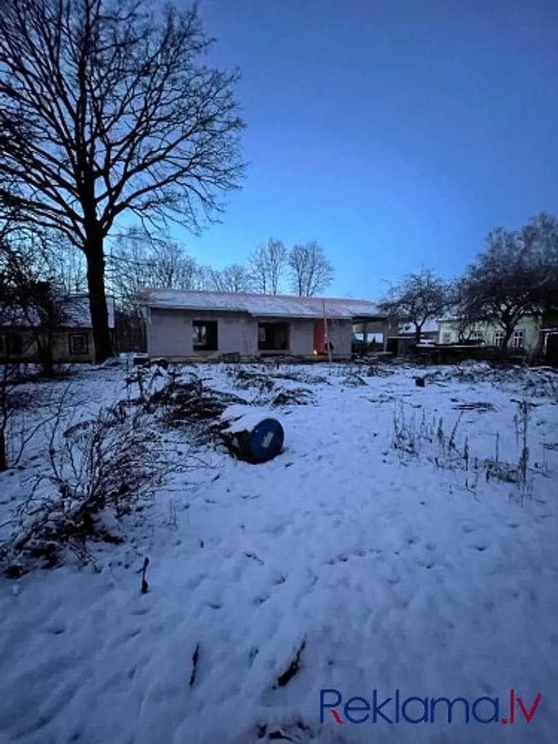 Pārdod nepabeigtu vienstāvu privātmāju Jelgavā. Pārdošanā nepabeigta vienstāvu — bilde 3