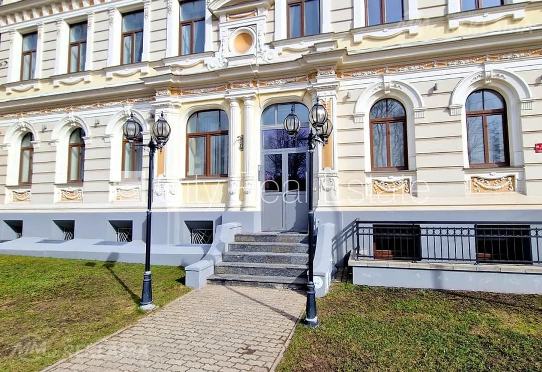 Dzīvoklis Rīgā, Centrā, 203 м², 7 ist., 3 stāvs
