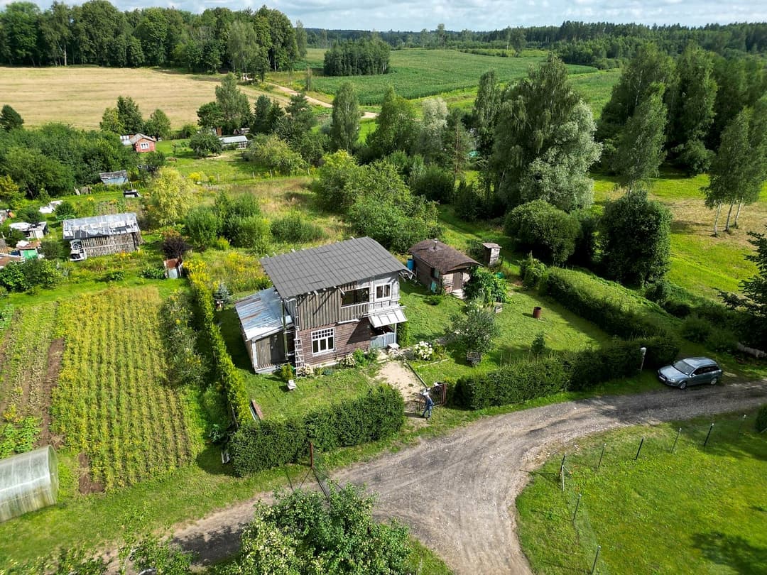3-ist. Māja, 100㎡ - Valmieras novads, Valmiera