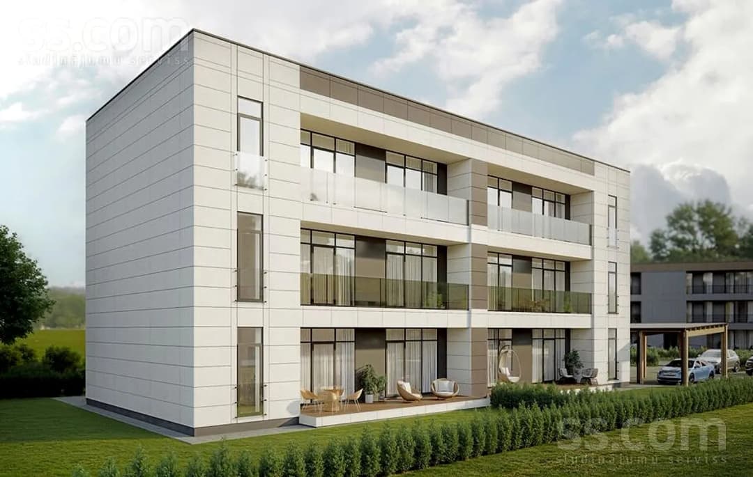 4 istabu dzīvoklis — Aluksnes 5