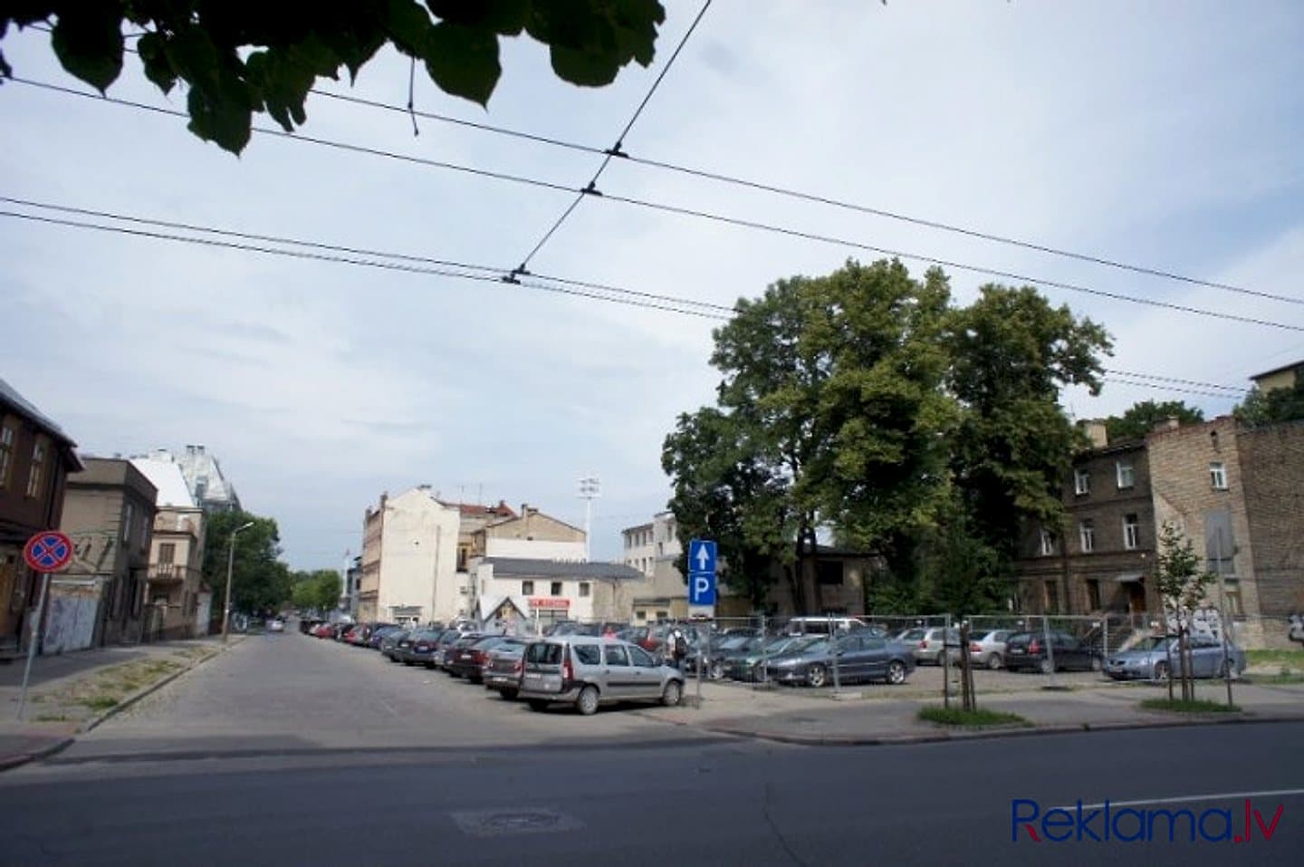 Zemes gabals Rīgas centrā, Valdemāra/Melngaiļa ielas stūri. Jauktas centra apbūves teritorija