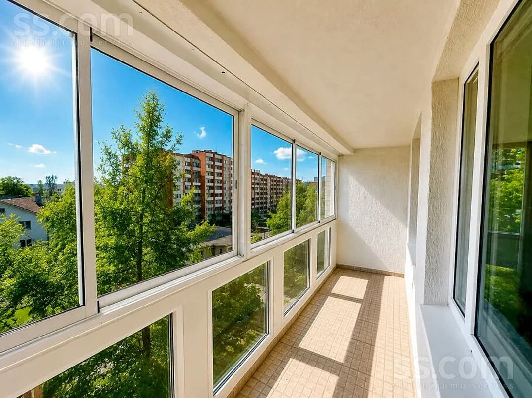 5 istabu dzīvoklis — Brīvības gatve 281