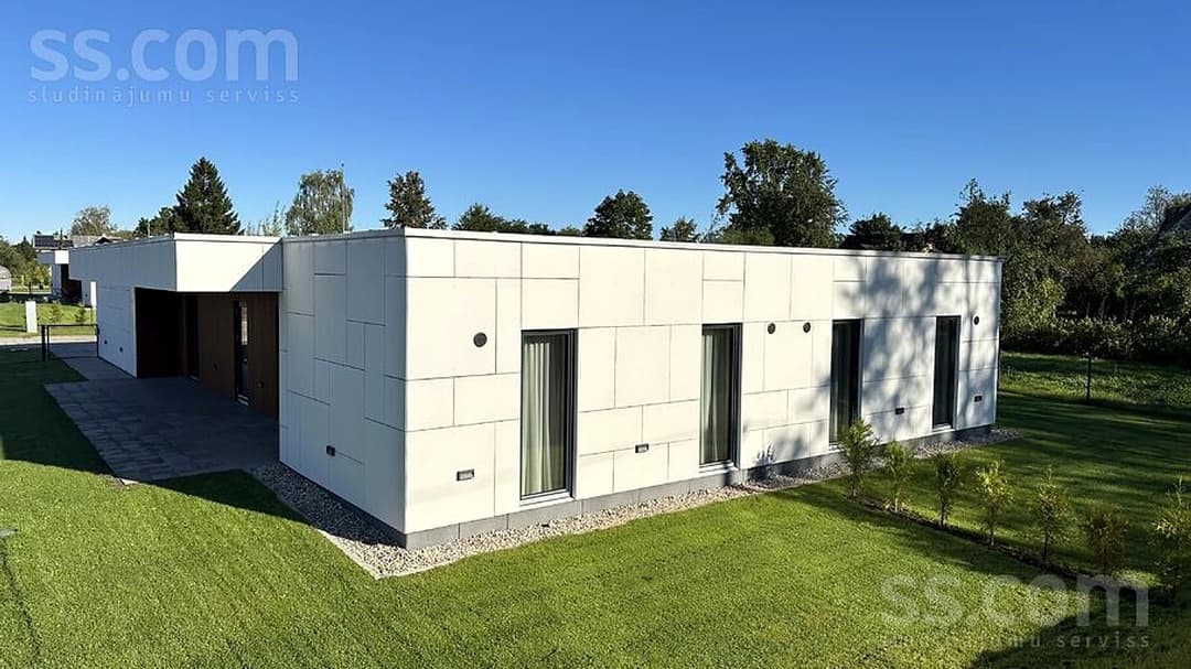 Māja — Strelnieku iela 72b — bilde 2