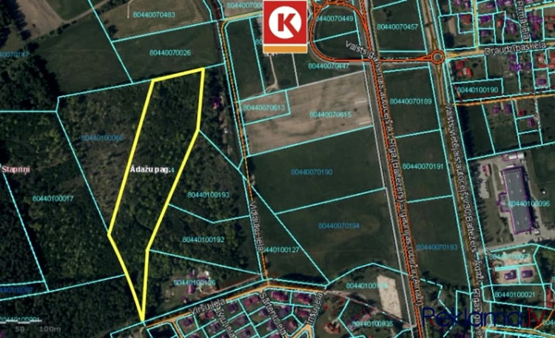 Zemes gabals Ādažu novadā "Stapriņos". Zemes gabala platība- 43600 m2; Teritorijas — vēl bildes