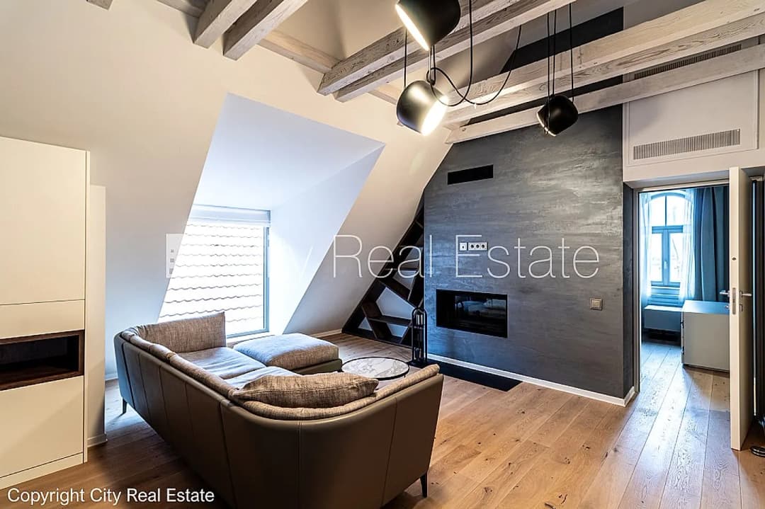 Fasādes māja, restaurēta māja, viena kvadrātmetra apsaimniekošanas maksa mēnesī 0,6 EUR, — bilde 3