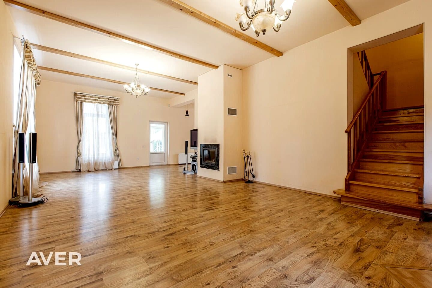 6-ist. Māja, 302㎡ - Jūrmala, Buļļuciems — bilde 2