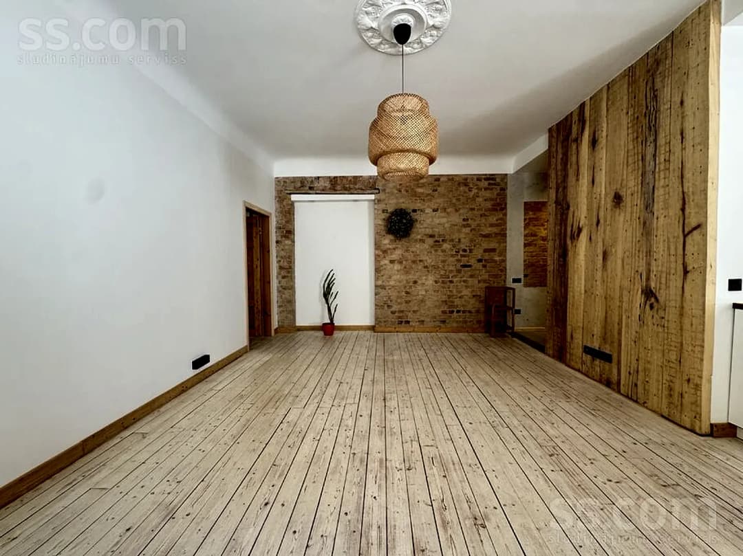 Divistabu dzīvoklis — Cēsu 43 — vēl bildes