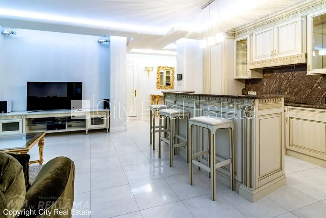 Dzīvoklis Rīgā, Centrā, 122 м², 4 ist., 3 stāvs — vēl bildes