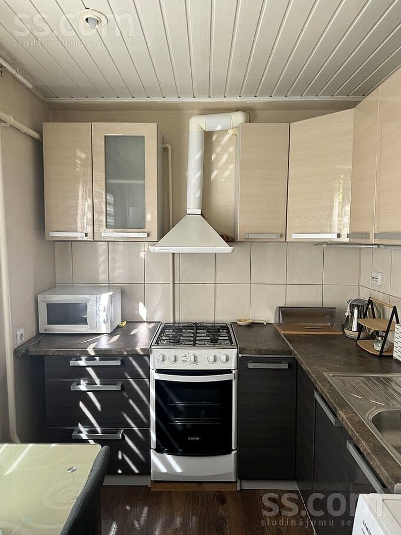 Divistabu dzīvoklis — Stirnu 61 — vēl bildes