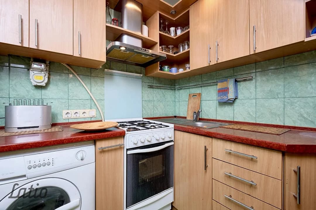 Pārdod mājīgu un gaišu divistabu dzīvokli Āgenskalnā klusā, zaļā un īpaši pieprasītā — bilde 3