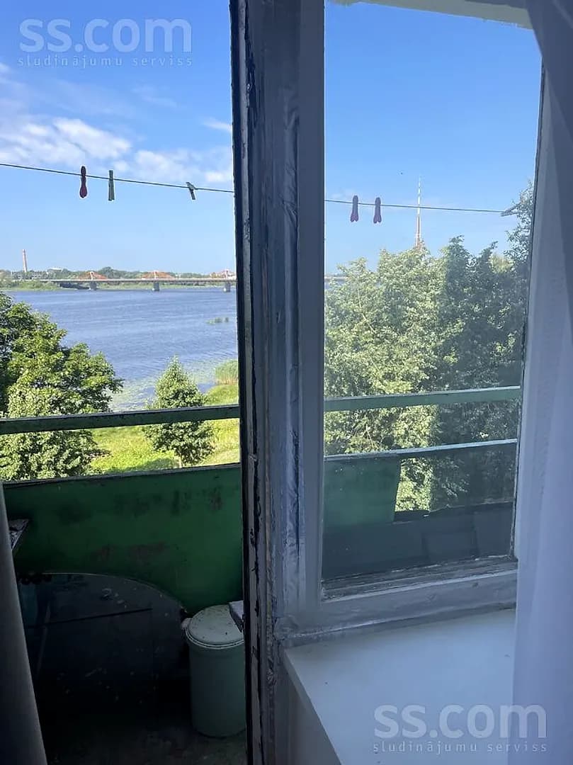 Vienistabas dzīvoklis — Kaņiera 14 — vēl bildes