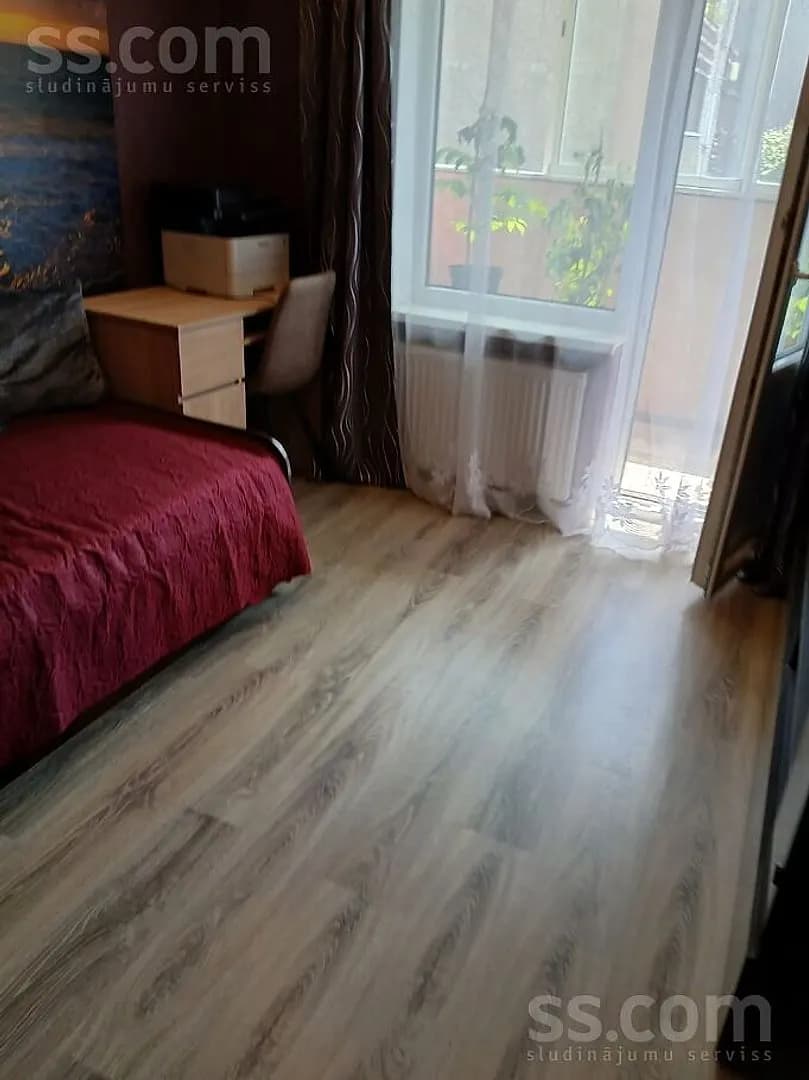 4 istabu dzīvoklis — Tērces 19 — vēl bildes