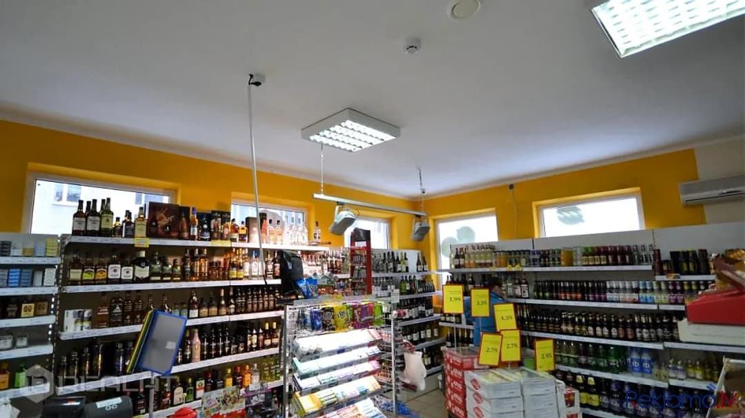 Iznomā noliktavas/ ražošanas telpas 2500 m2. platībā. + Ēka tikko pēc renovācijas + Augstie — bilde 2