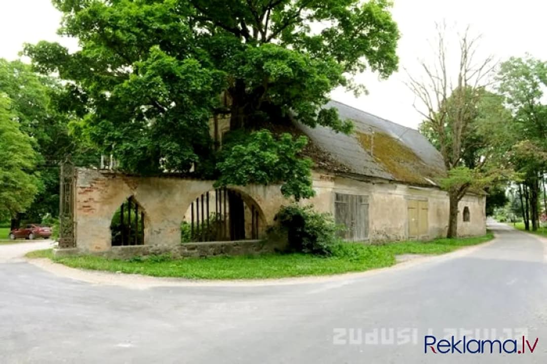 Piedāvājumā nekustamais īpašums ar unikālu, vēsturisku vērtību - Lestenes muiža. Lestene — bilde 3