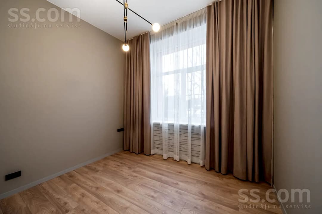 Trīsistabu dzīvoklis — Klijānu 20 — vēl bildes