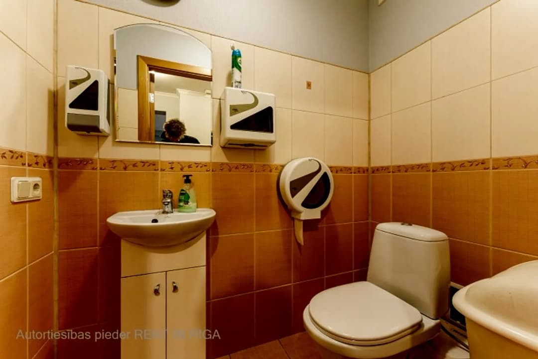 EKSPORTA IELA 12 Piedāvājumā moderns un ērts divstāvu dzīvoklis Rīgas centrā, Eksporta — vēl bildes