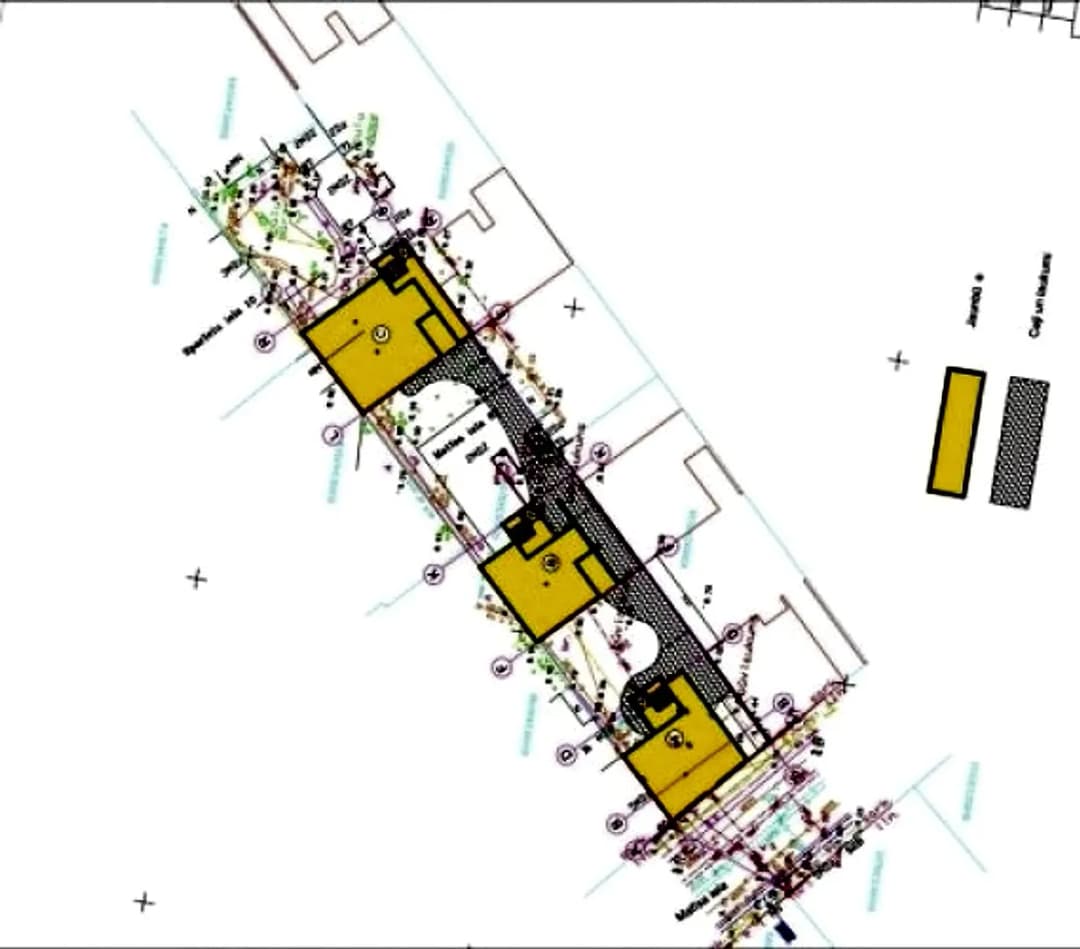 Piedāvājumā zemesgabals pašā Rīgas centrā! Ir izstrādāts projekts ar plānto būvniecību — vēl bildes