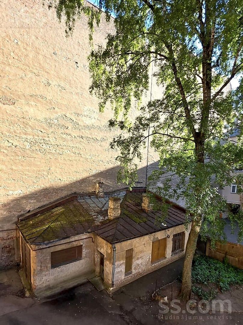 Divistabu dzīvoklis — Rūpniecības 15 — bilde 2