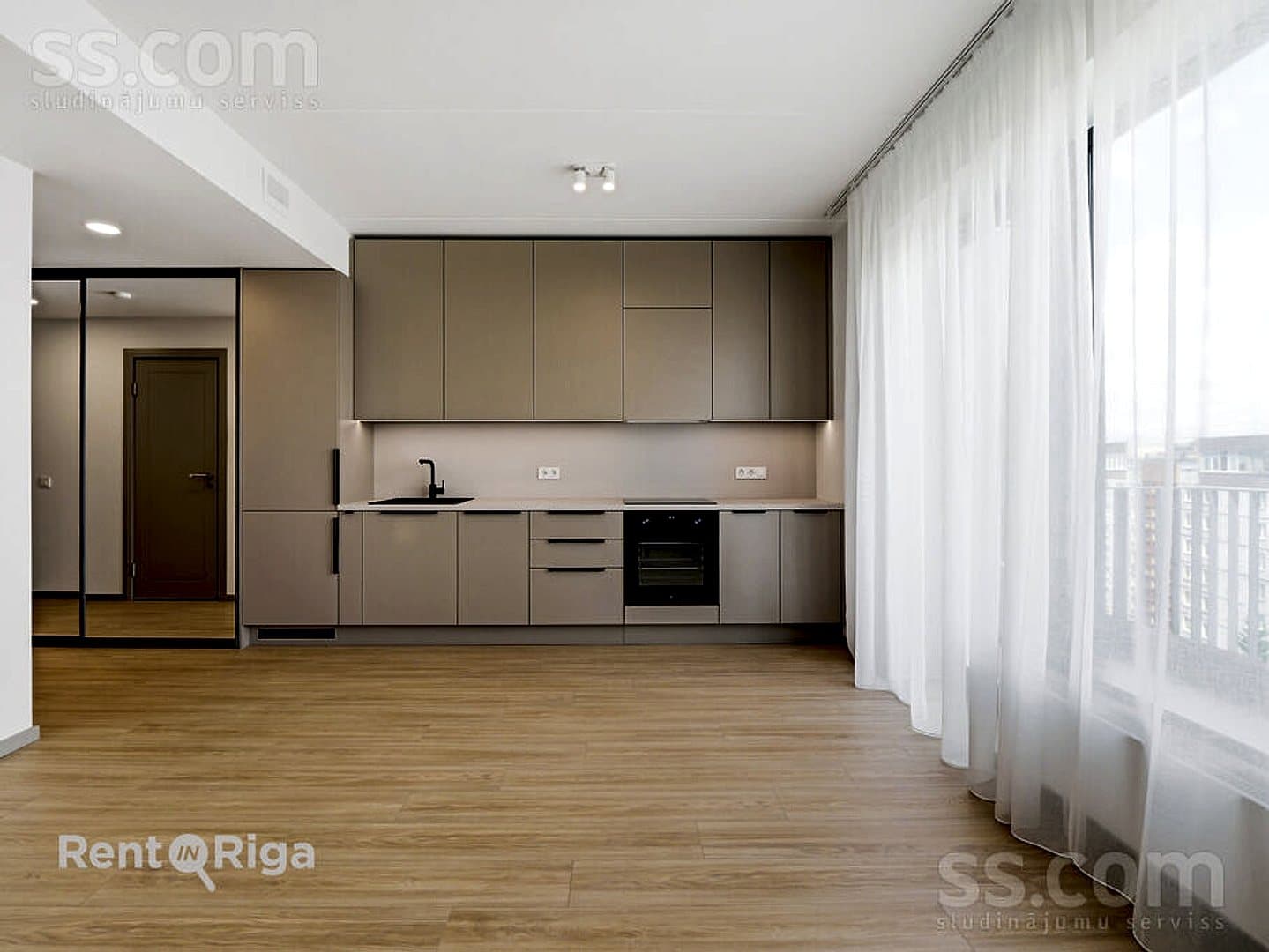 Divistabu dzīvoklis — Eizenšteina 47 — bilde 2