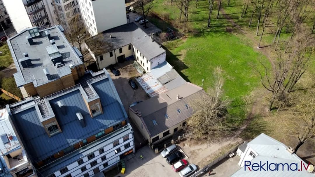 Zemes gabals, kurš piemērots daudzīvokļu māju būvniecībai. + Skiču projekts pielikumā; + — bilde 3