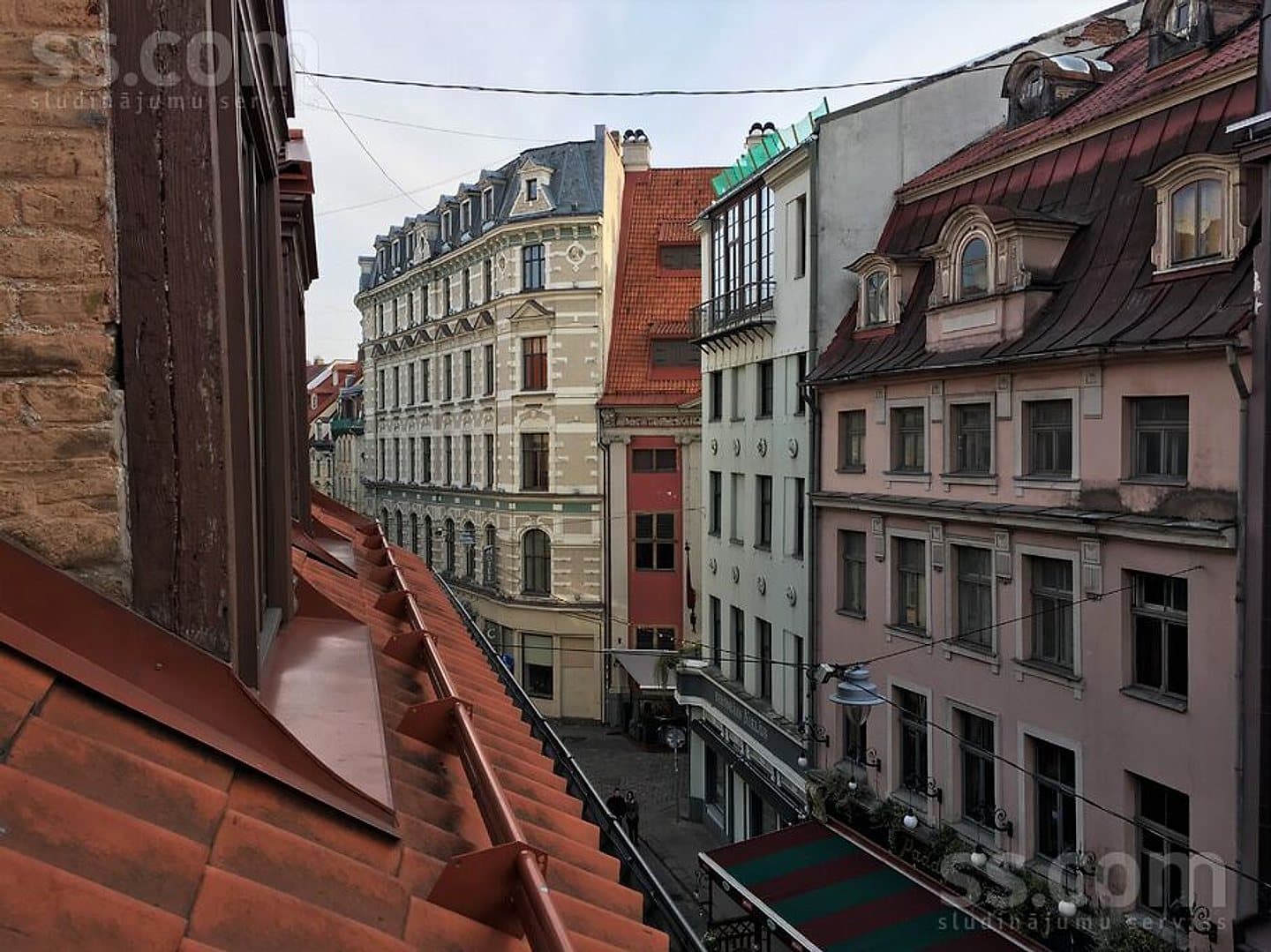 Trīsistabu dzīvoklis — Grēcinieku 7