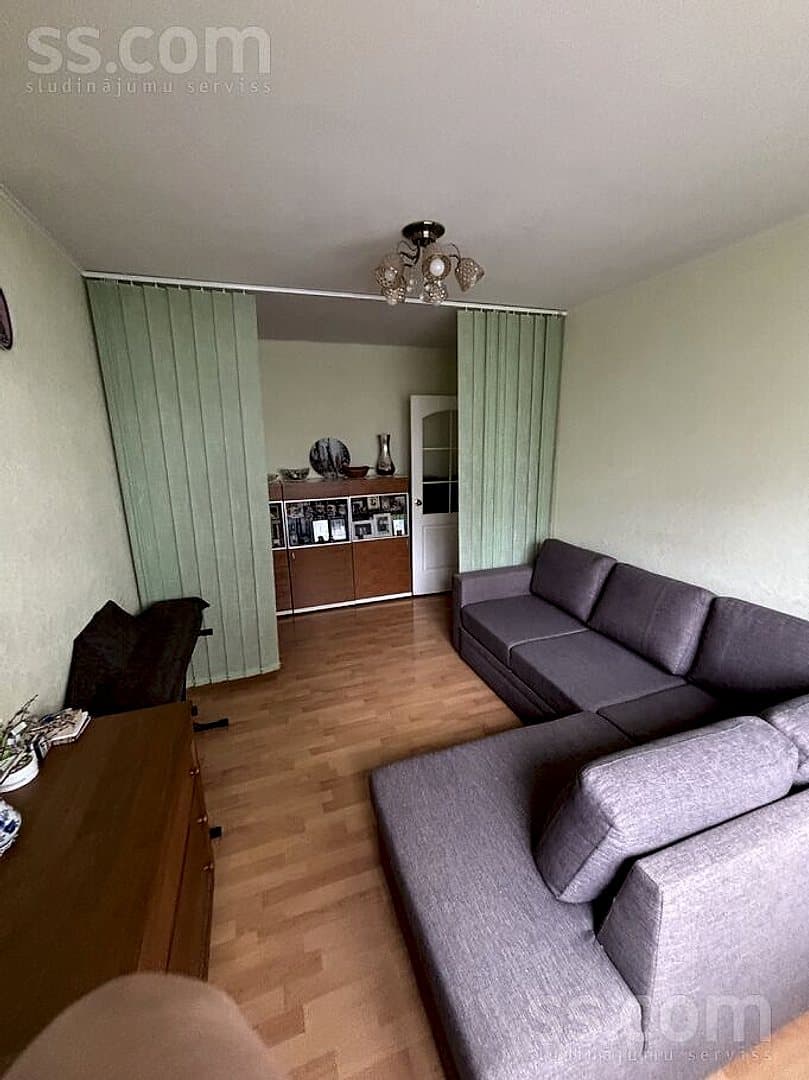 Trīsistabu dzīvoklis — Dzeņu 12 — bilde 2