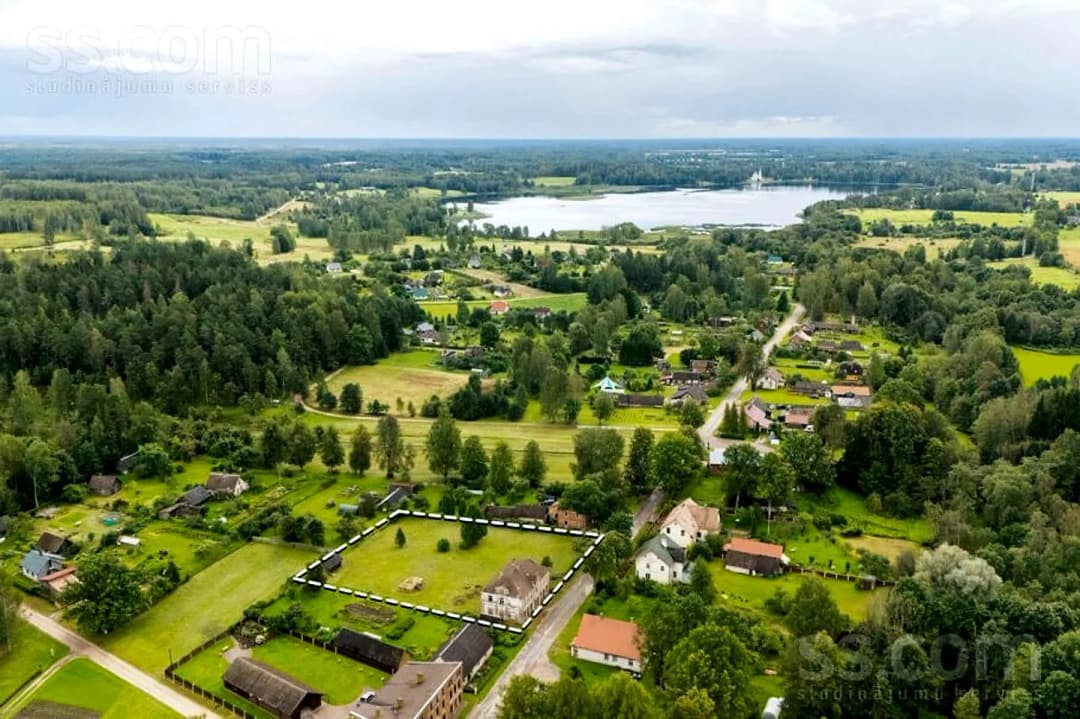 Māja — Brīvības iela 32 — vēl bildes
