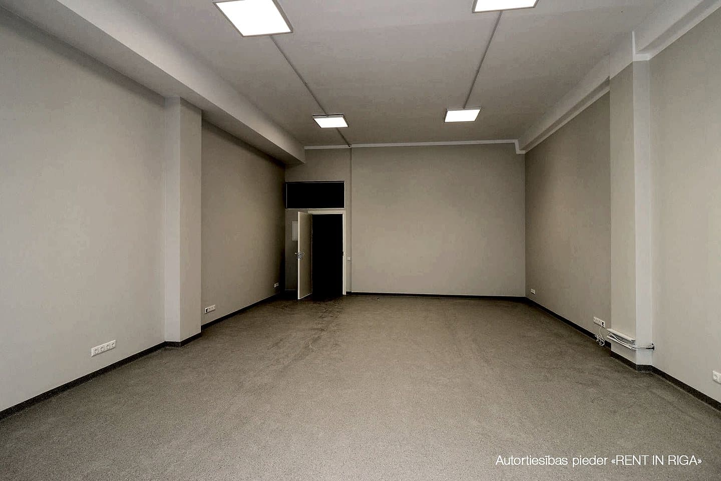 Brīvības gatve 403, Jugla — bilde 3
