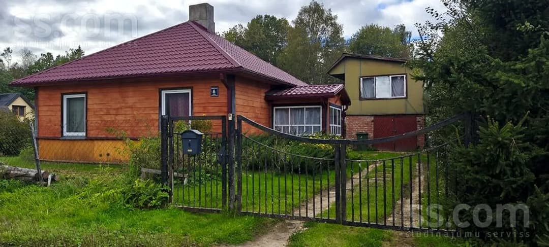 Māja — Krasta iela 6