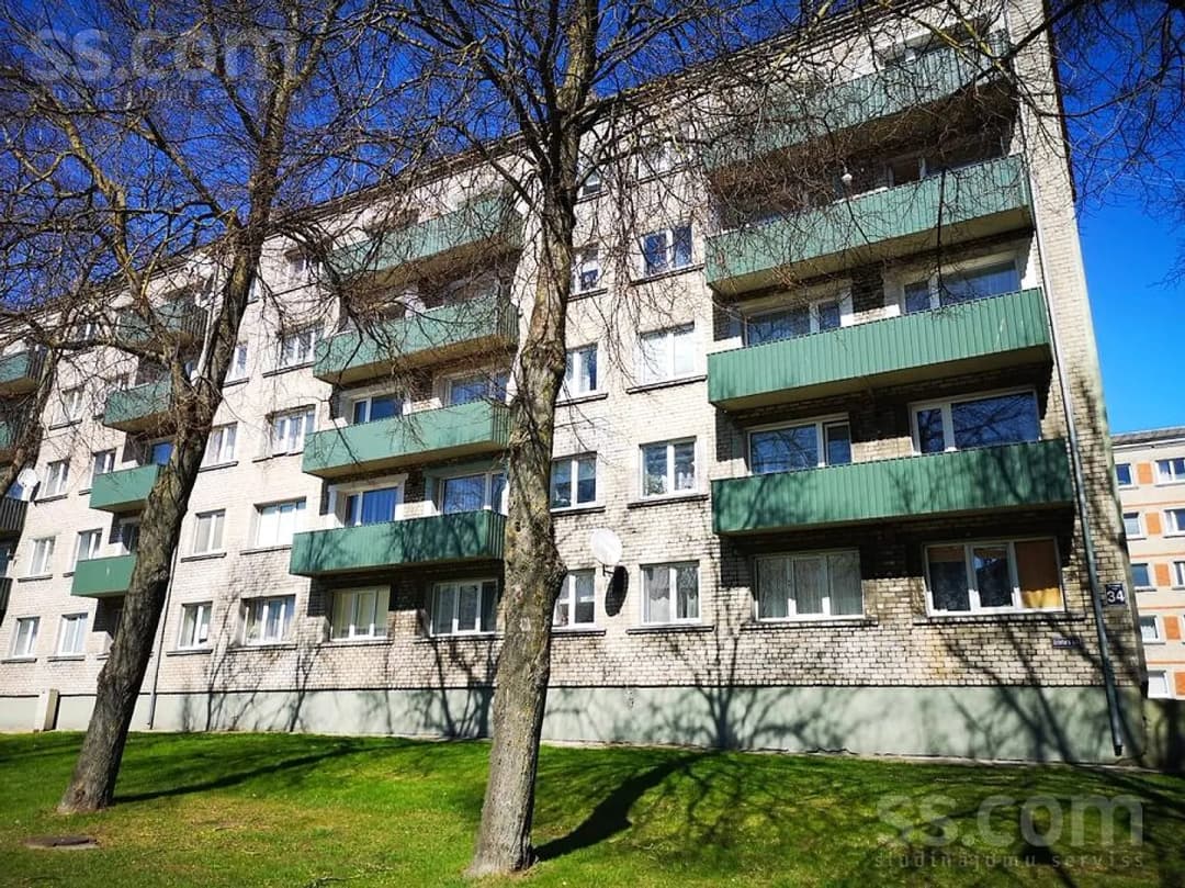 Divistabu dzīvoklis — Dzintaru 34